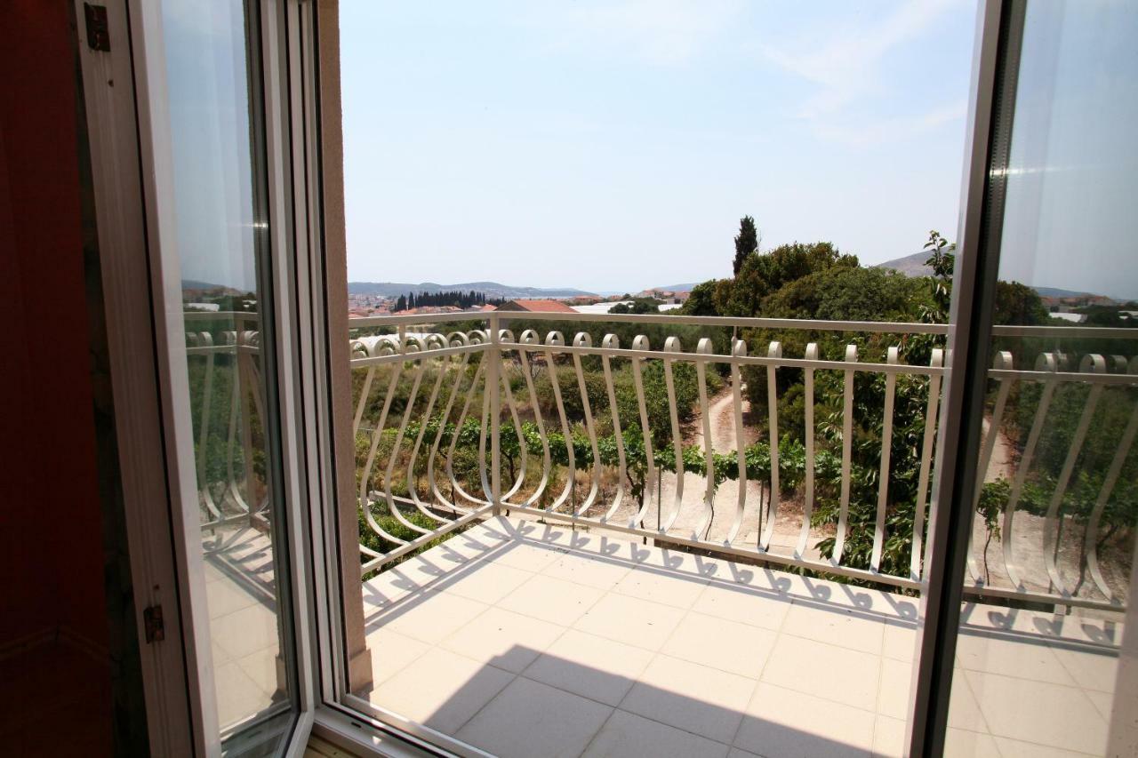 Apartman Dinka Trogir Bagian luar foto
