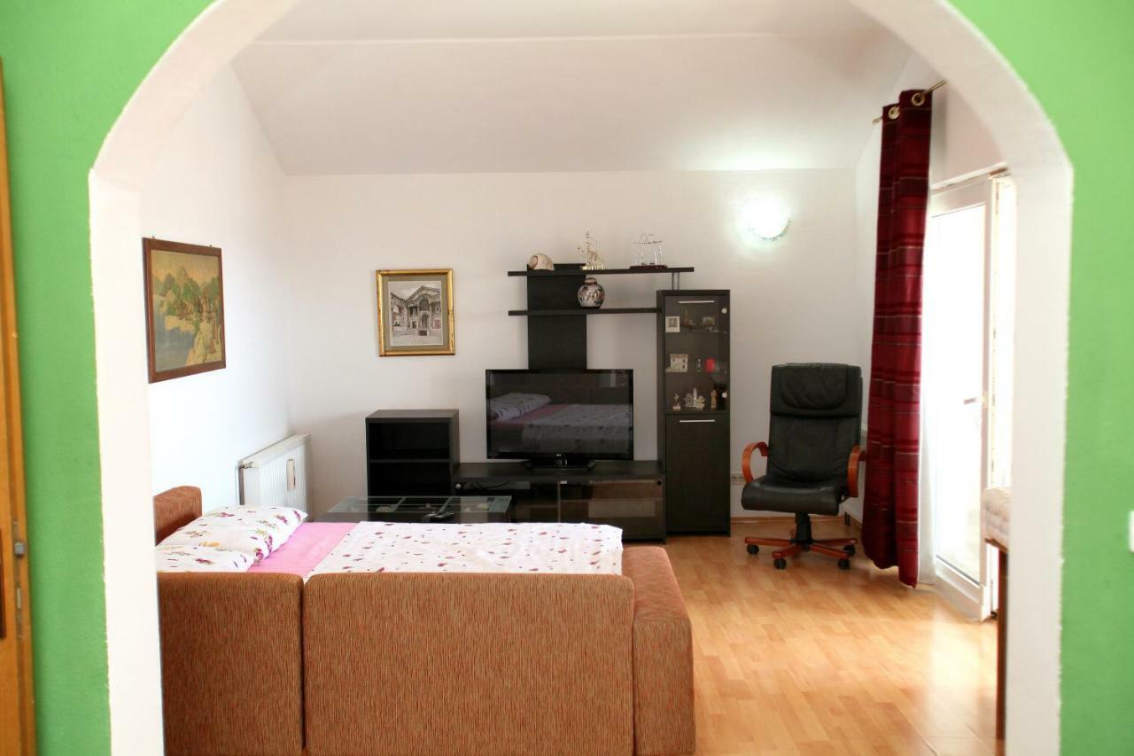Apartman Dinka Trogir Bagian luar foto