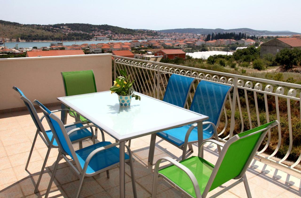 Apartman Dinka Trogir Bagian luar foto