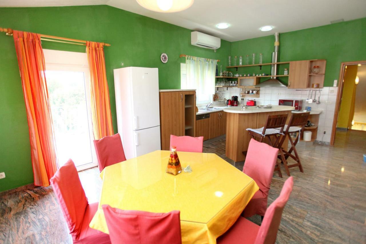Apartman Dinka Trogir Bagian luar foto