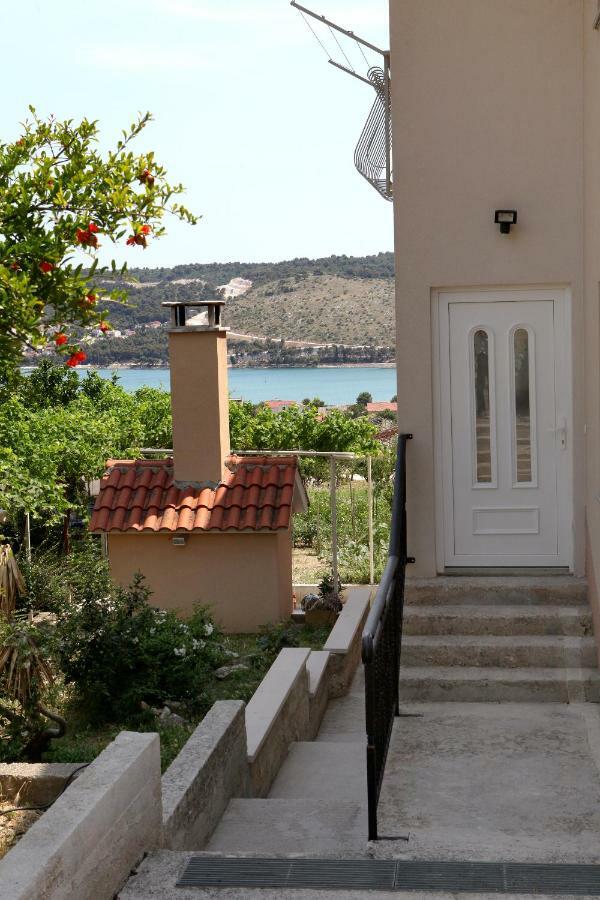 Apartman Dinka Apartment Trogir Bagian luar foto